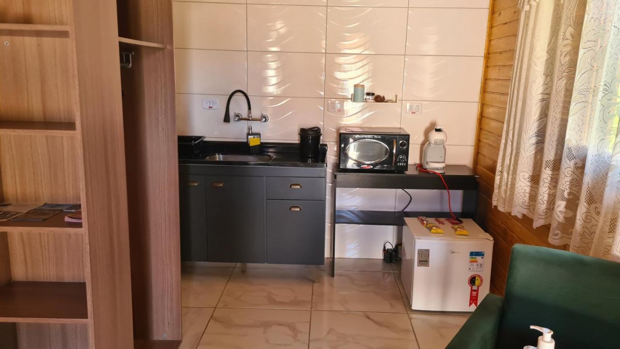 הוילה אורוביסי Chale Fundo De Quintal 1 מראה חיצוני תמונה